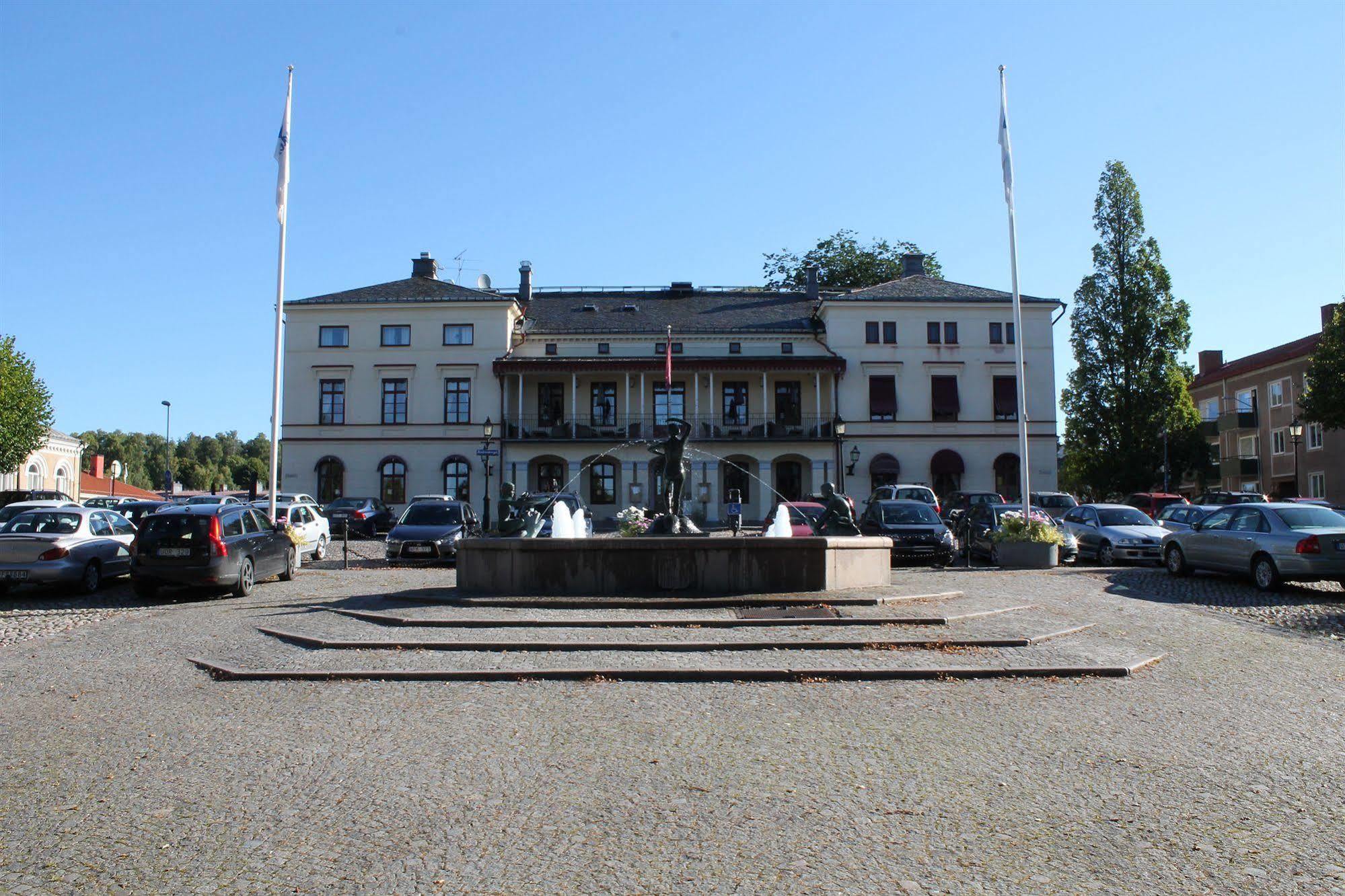 Lindesbergs Stadshotell Buitenkant foto